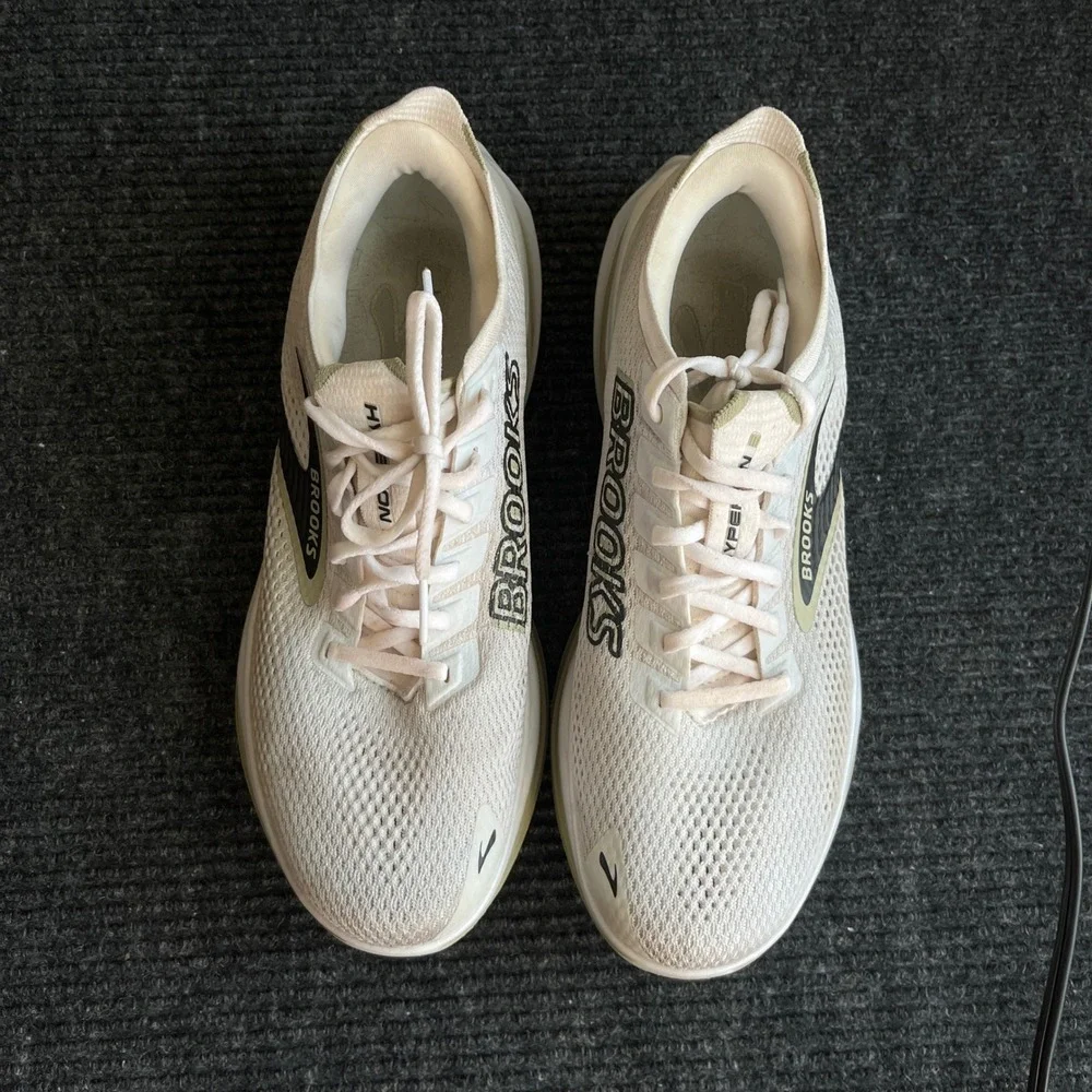 Brooks Hyperion Max Men Running Shoes White Green 1104651D139 Size 10.5 athletic